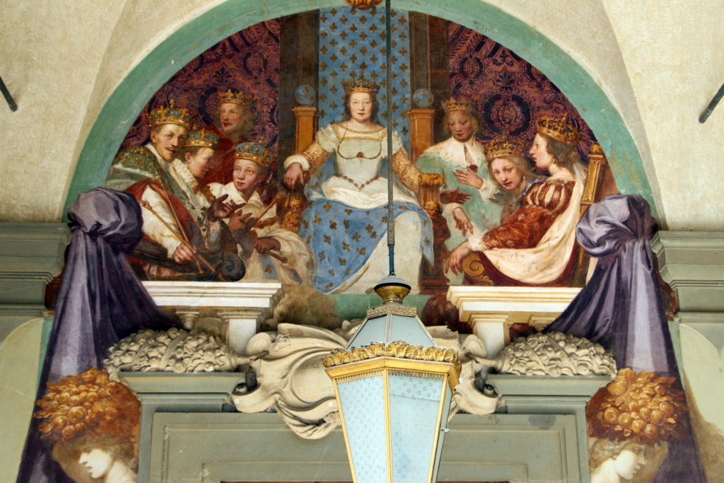 Caterina de' Medici alla corte di Parigi con Villa Campestri Olive Oil Resort