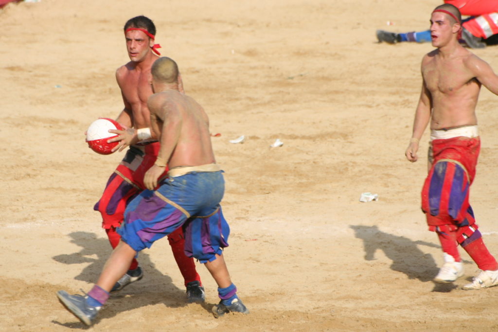 Calcio storico fiorentino con Villa Campestri Olive Oil resort