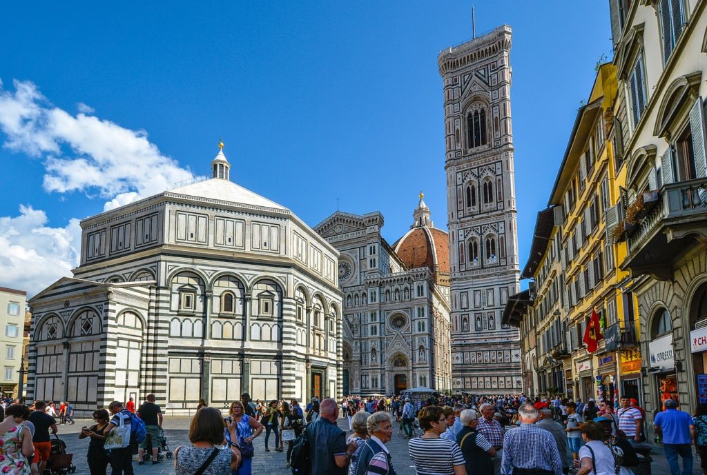 Le più belle piazze di Firenze con Villa Campestri Olive Oil Resort