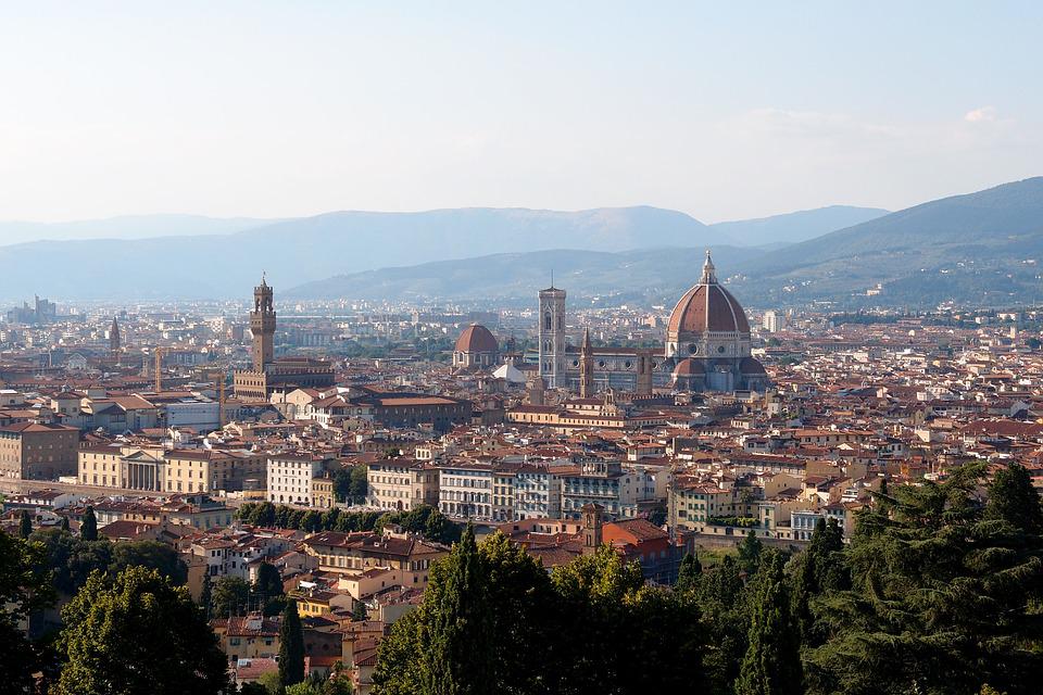 Florentine hills: discover the less traveled itineraries